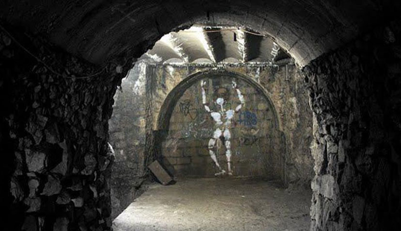 Graph de Jérôme Mesnager (Paris - Catacombes)